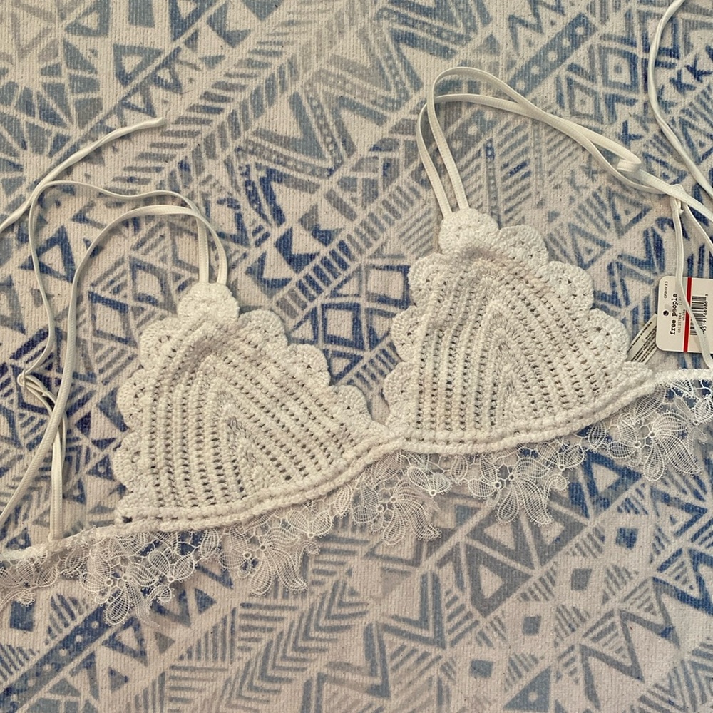 🌟Free People Cora Crochet Bralette🌟 - Picture 3 of 8